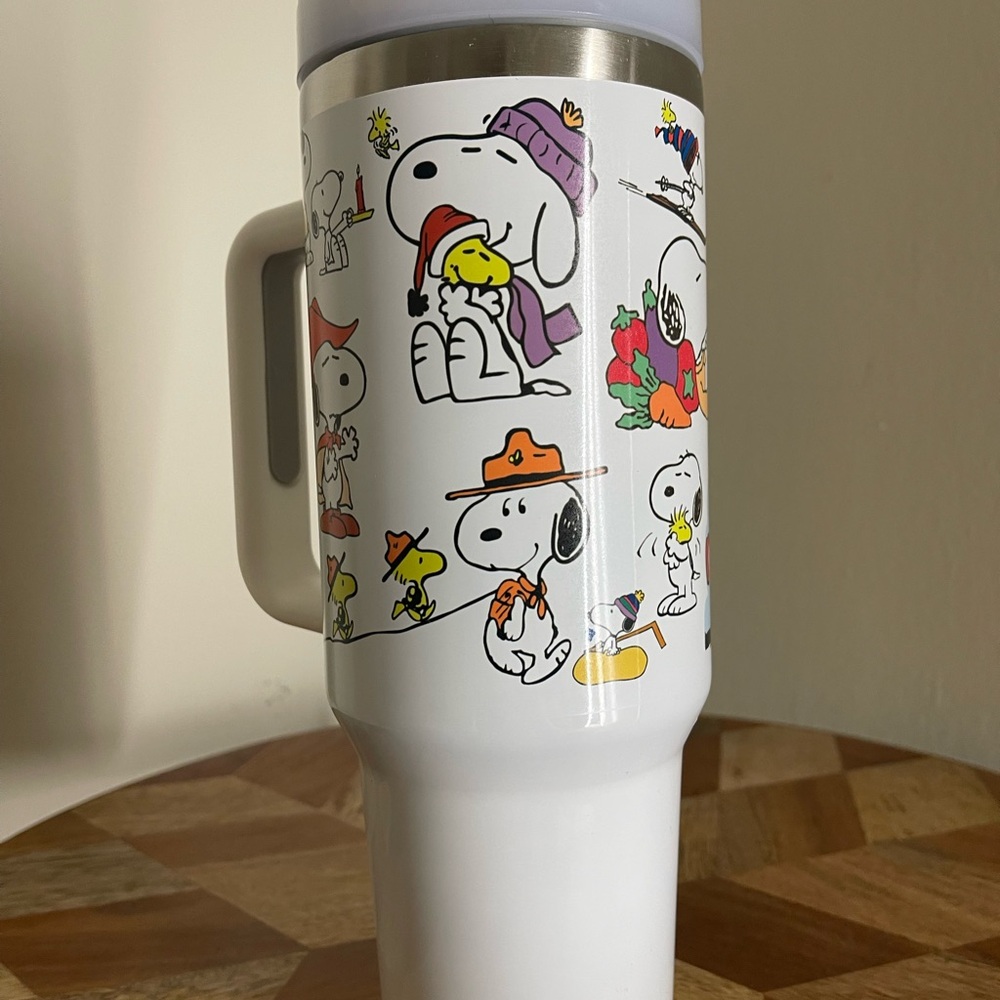 Peanuts Snoopy 40 oz TUMBLER friends Christmas Brand new 40oz TUMBLER double wal - Picture 7 of 9